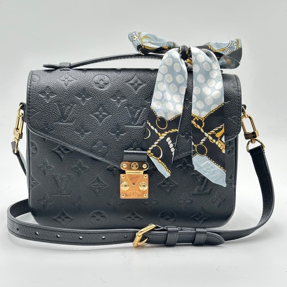 Authentic Louis Vuitton Pochette Métis Monogram Empreinte Black Crossbody - Picture 1 of 16